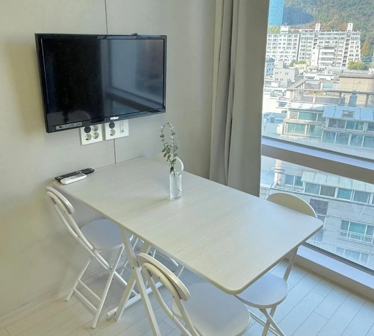 Apartment # Special Hotpl Central Location & Gwangalli Beach 3-Minute Walk & Mountain View Busan South Korea