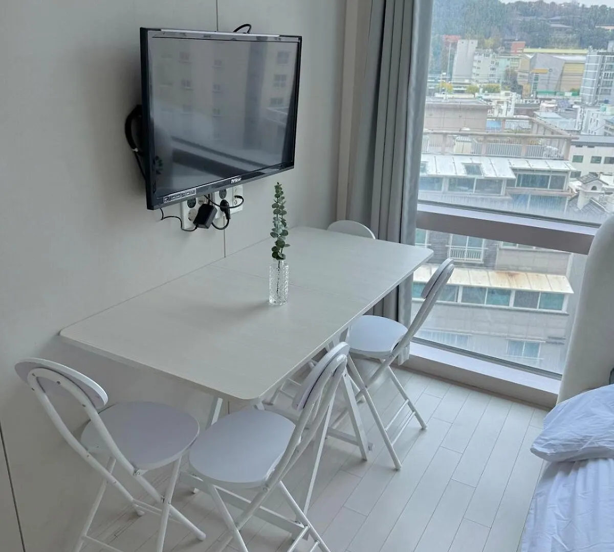 Apartment # Special Hotpl Central Location & Gwangalli Beach 3-Minute Walk & Mountain View Busan South Korea