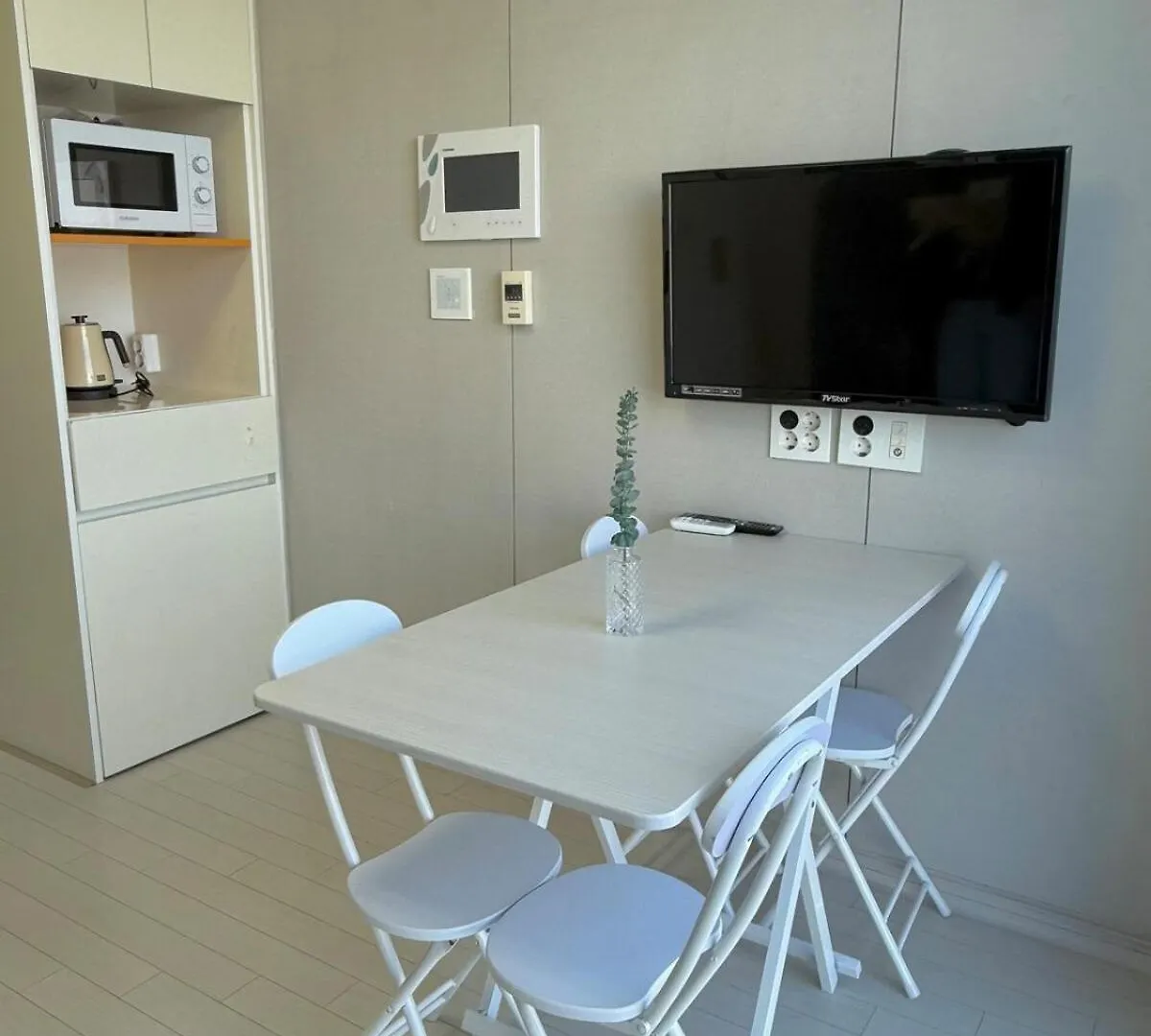 # Special Hotpl Central Location & Gwangalli Beach 3-Minute Walk & Mountain View Busan 0*,